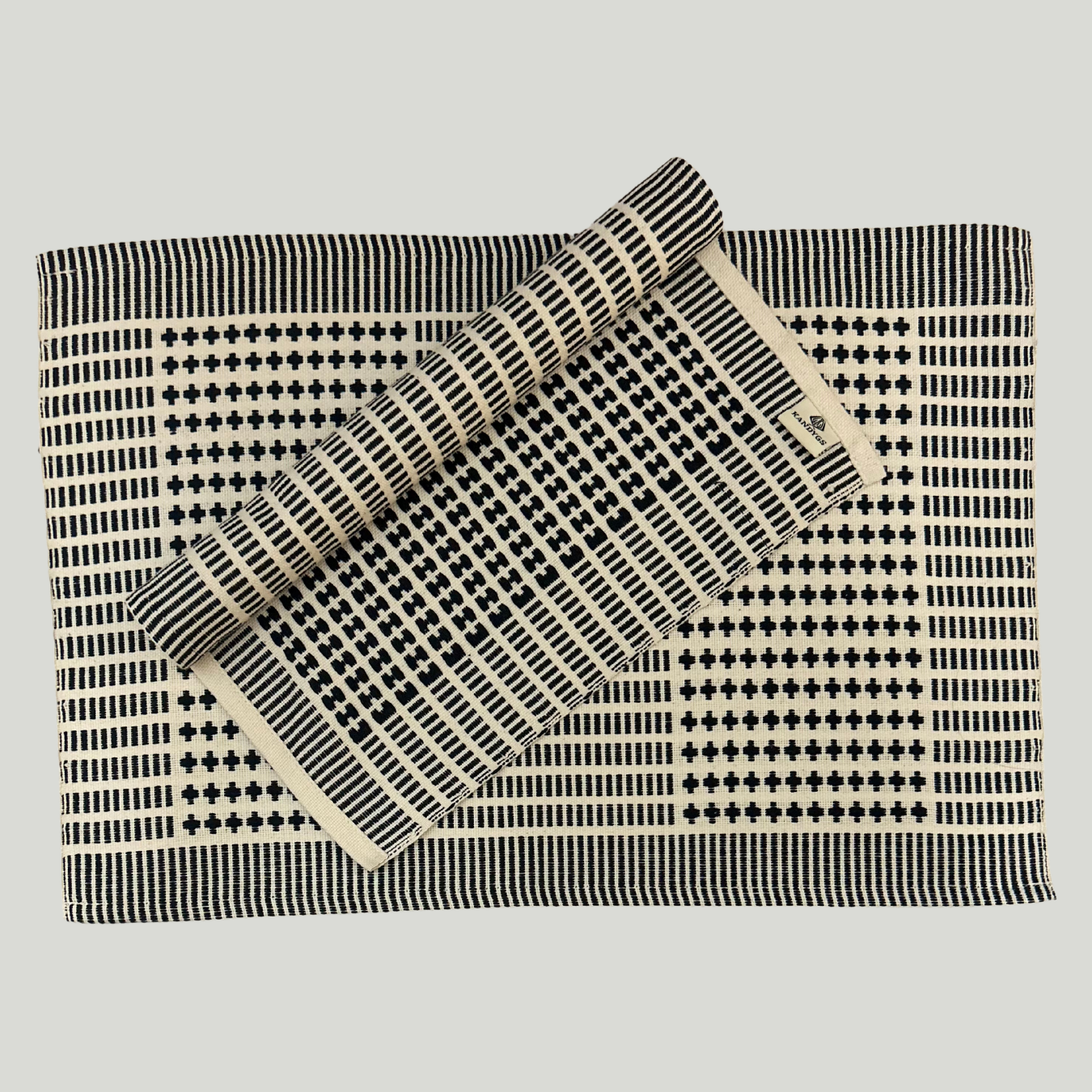 Dumbara Table Mat - Black